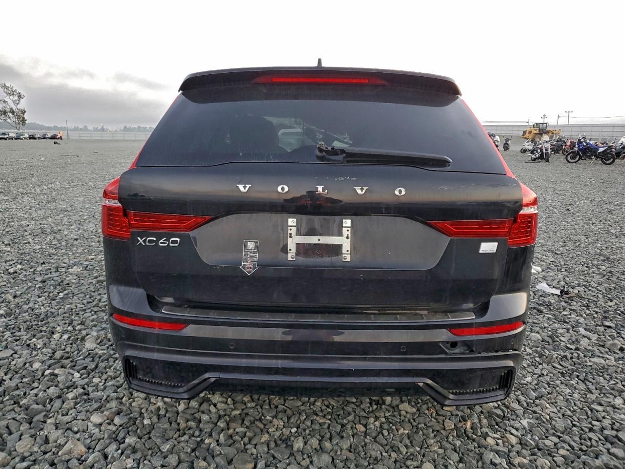 2024 VOLVO XC60