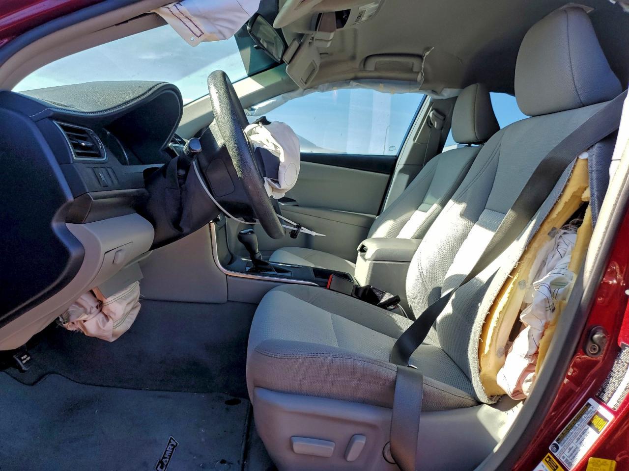 2016 TOYOTA CAMRY
