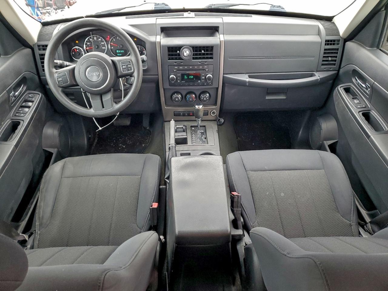 2012 JEEP Liberty