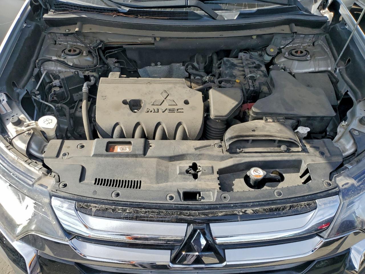 2018 MITSUBISHI outlander
