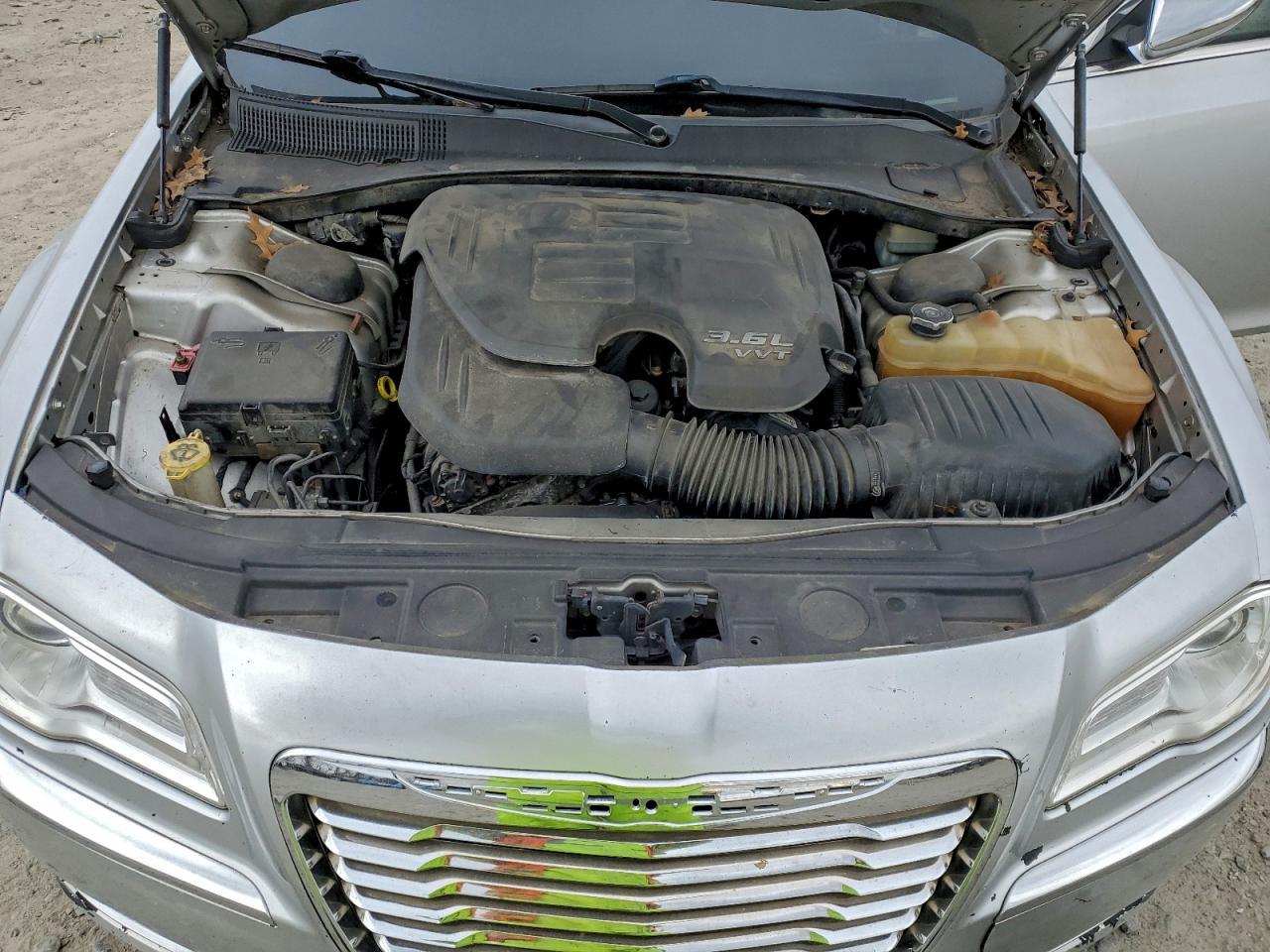 2012 CHRYSLER 300