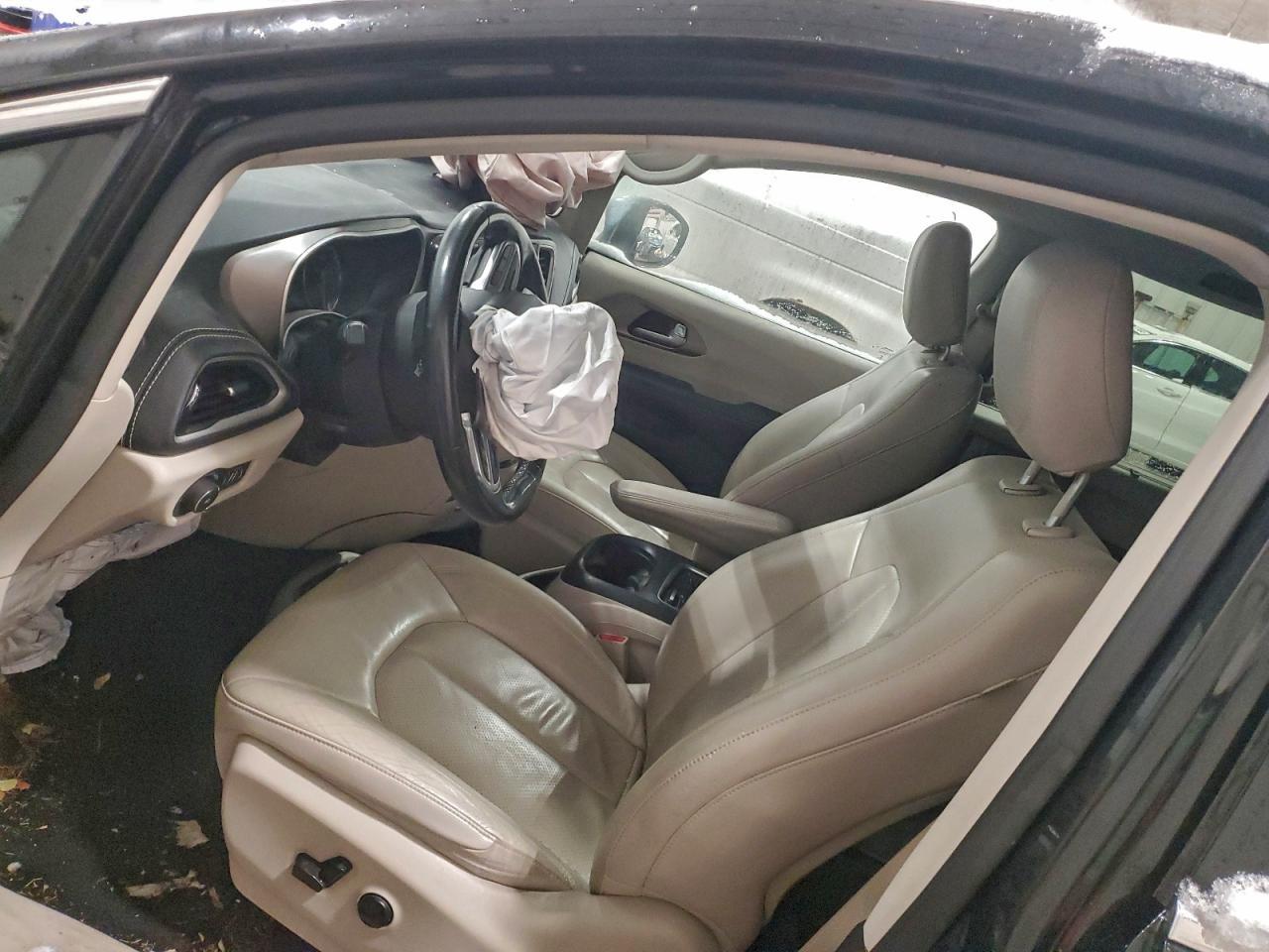 2021 CHRYSLER Pacifica