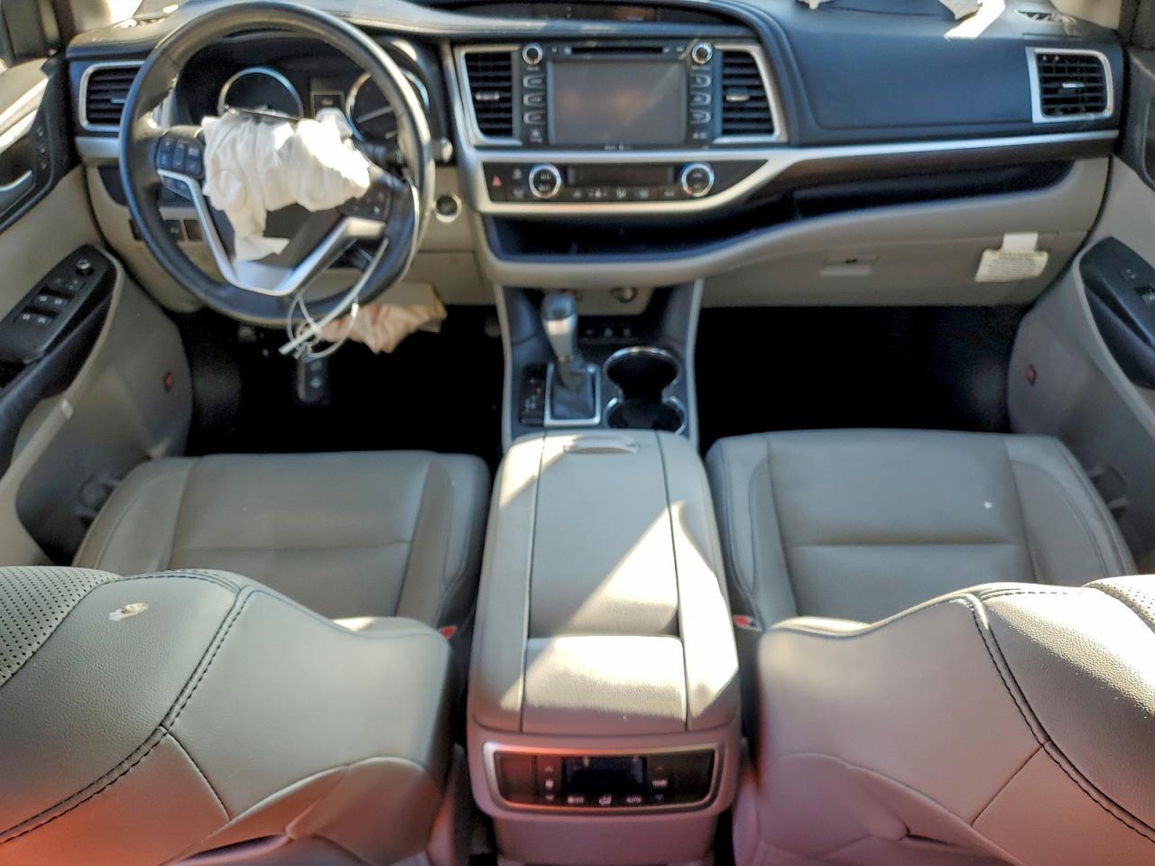 2015 TOYOTA HIGHLANDER