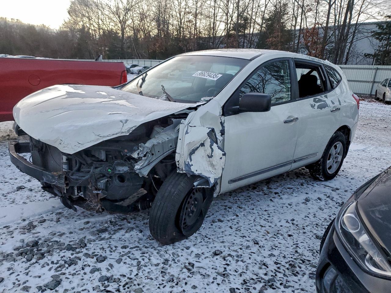 2014 NISSAN ROGUE