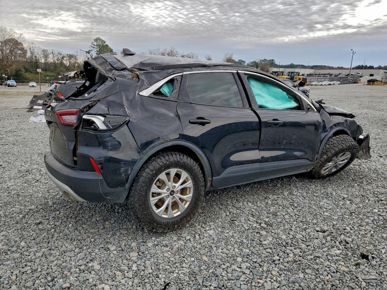 2023 FORD ESCAPE