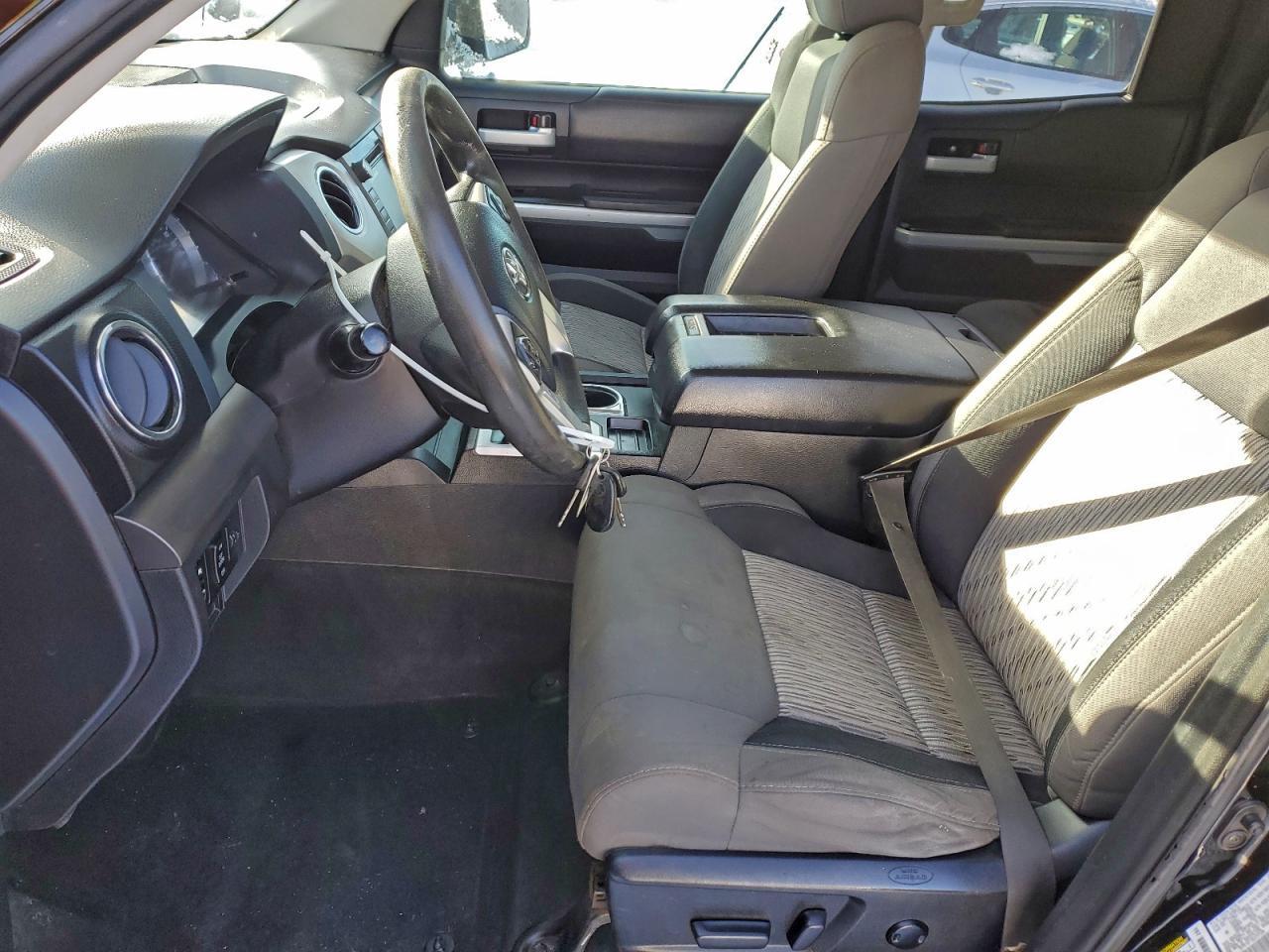 2016 TOYOTA TUNDRA
