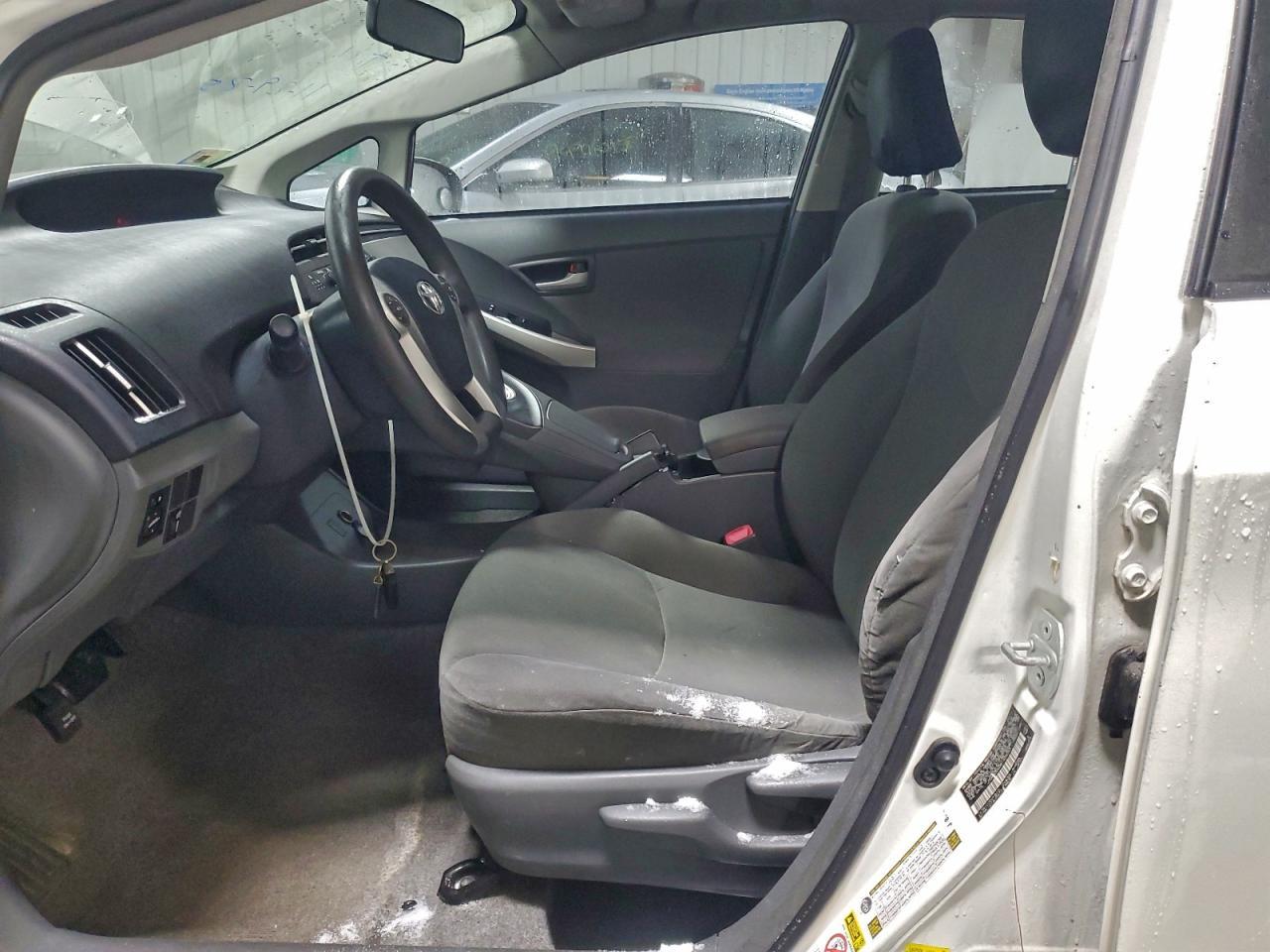 2011 TOYOTA PRIUS
