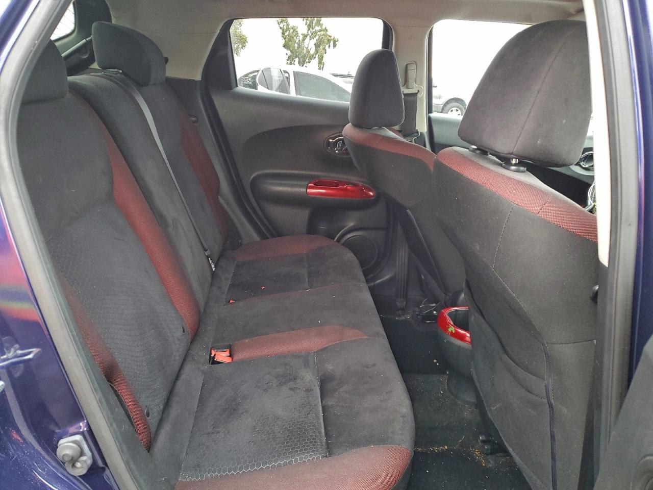 2015 NISSAN Juke