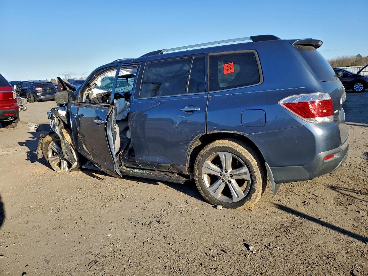 2013 TOYOTA HIGHLANDER