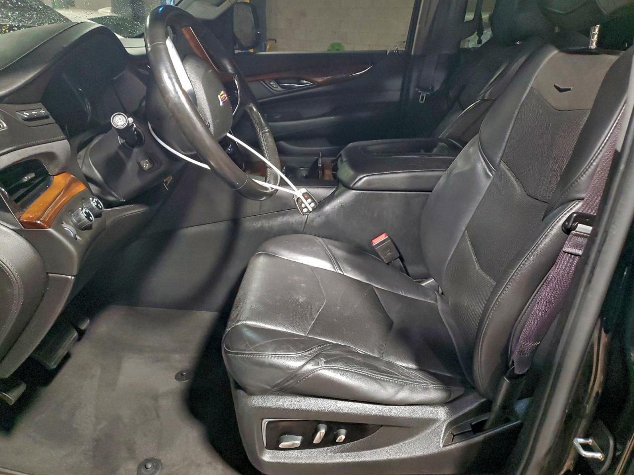 2017 CADILLAC ESCALADE