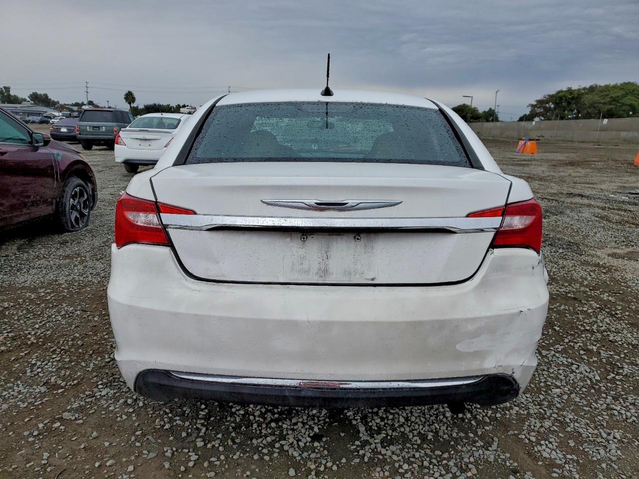 2012 CHRYSLER 200