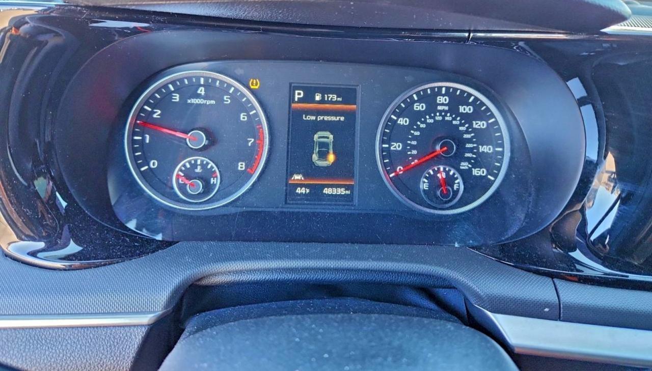 2022 KIA K5