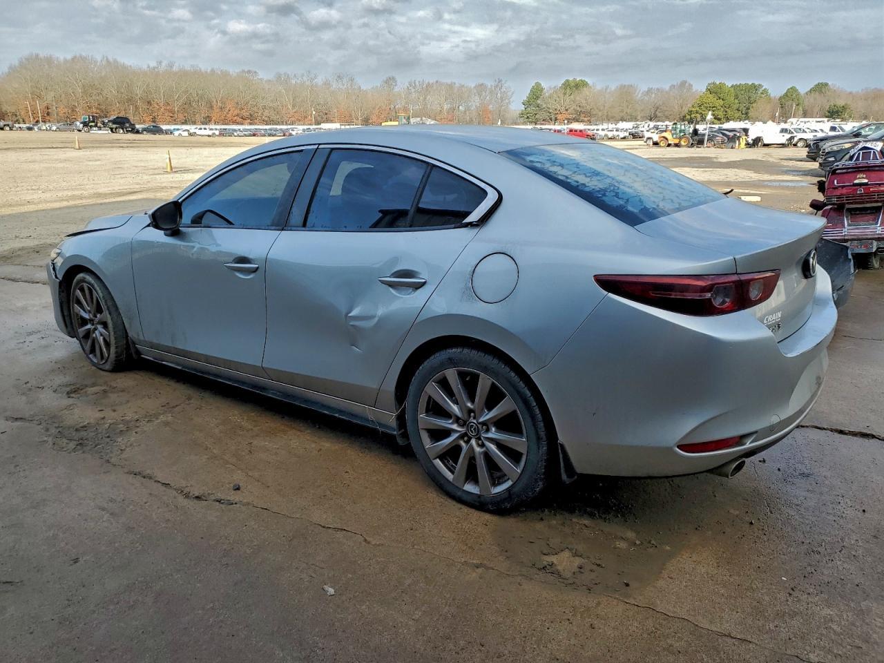 2019 MAZDA 3