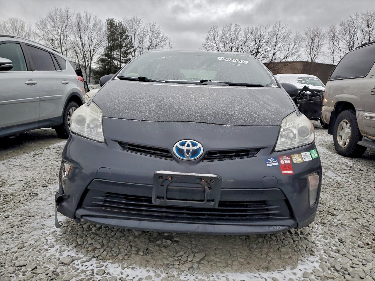 2015 TOYOTA PRIUS