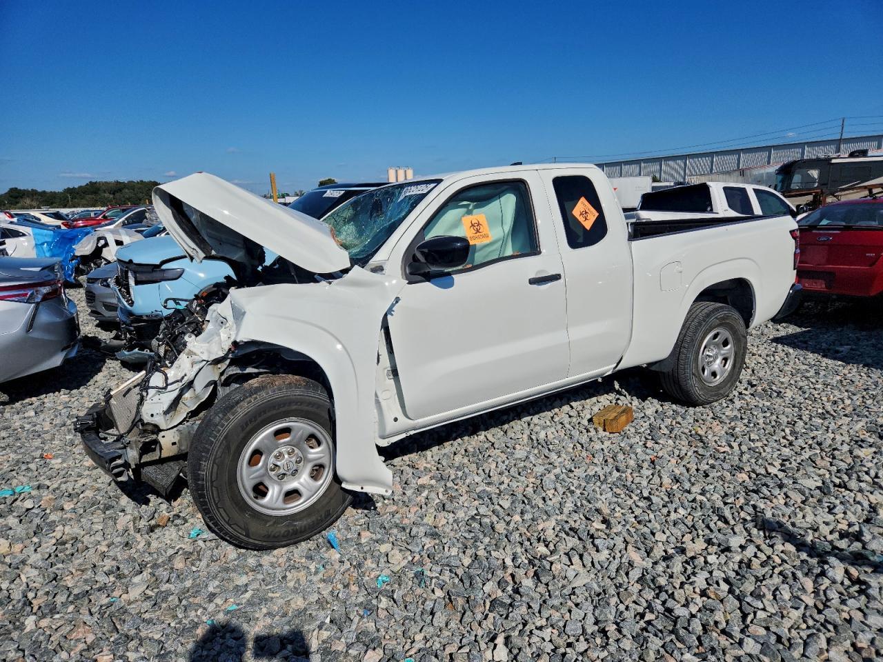 2022 NISSAN Frontier