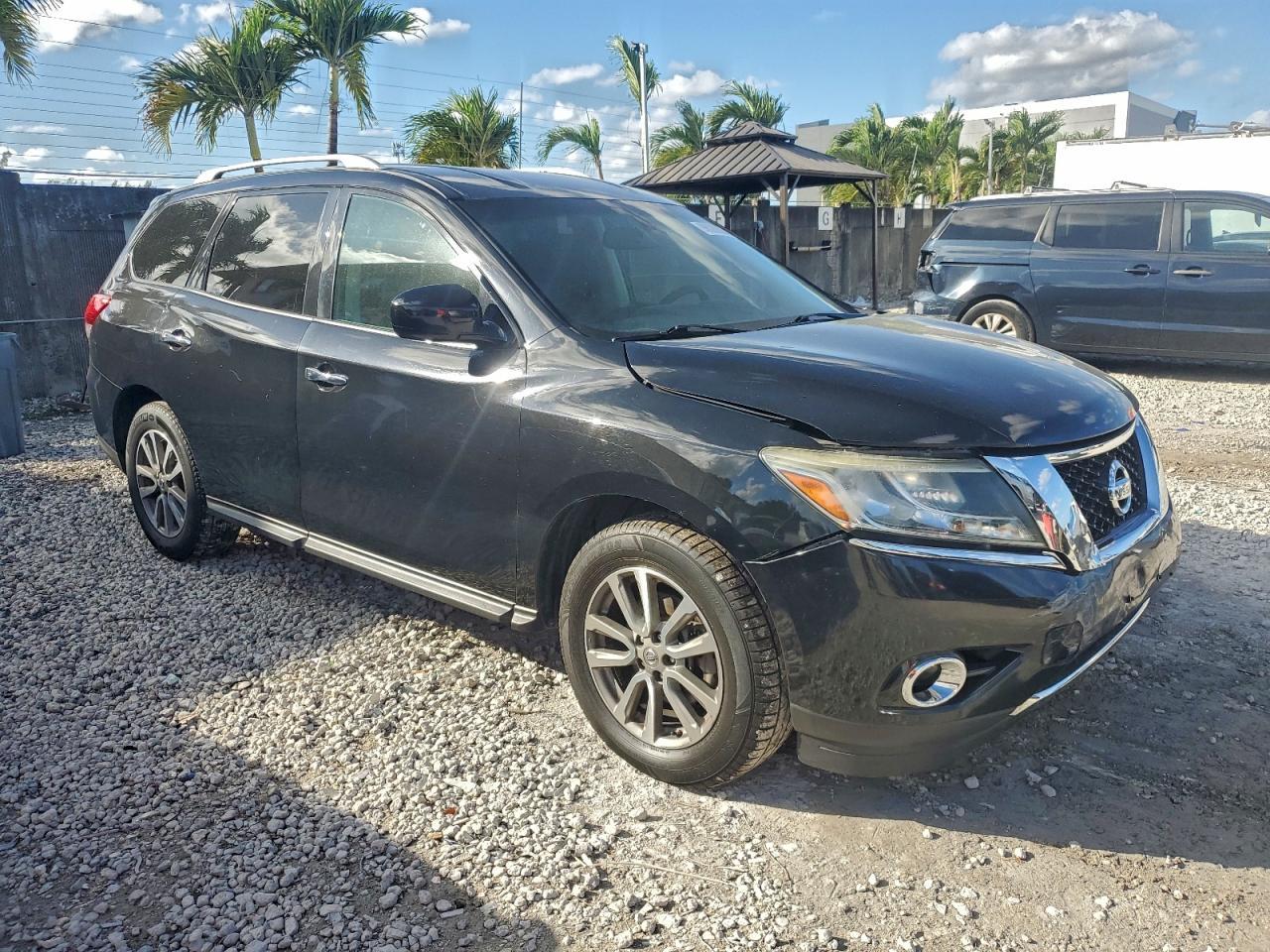 2016 NISSAN PATHFINDER
