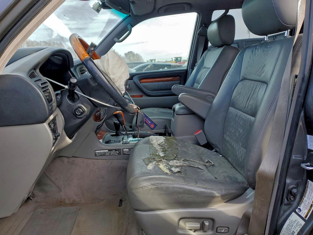 2004 LEXUS Lx 470