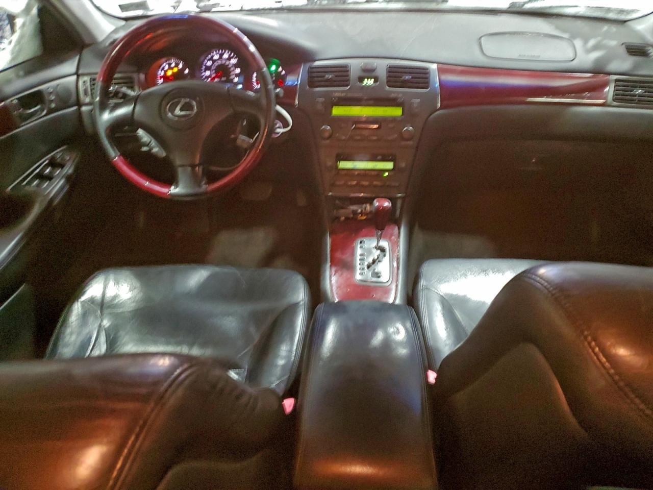 2004 LEXUS ES 330