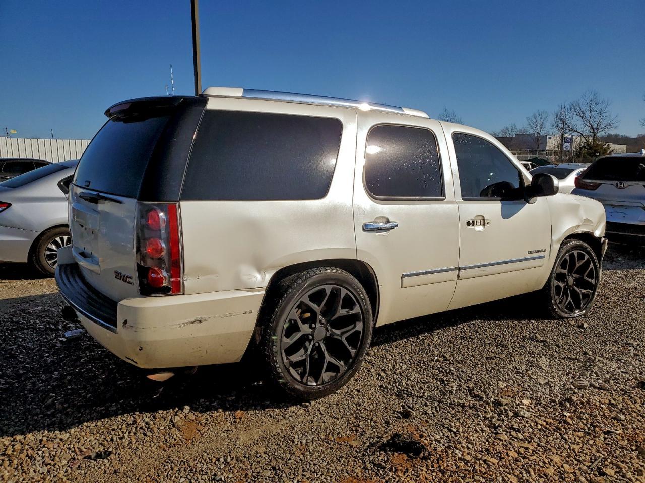 2010 GMC Yukon