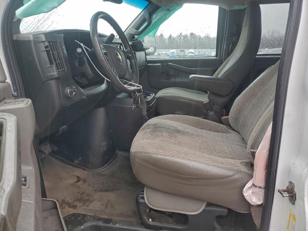 2018 CHEVROLET Express 3500