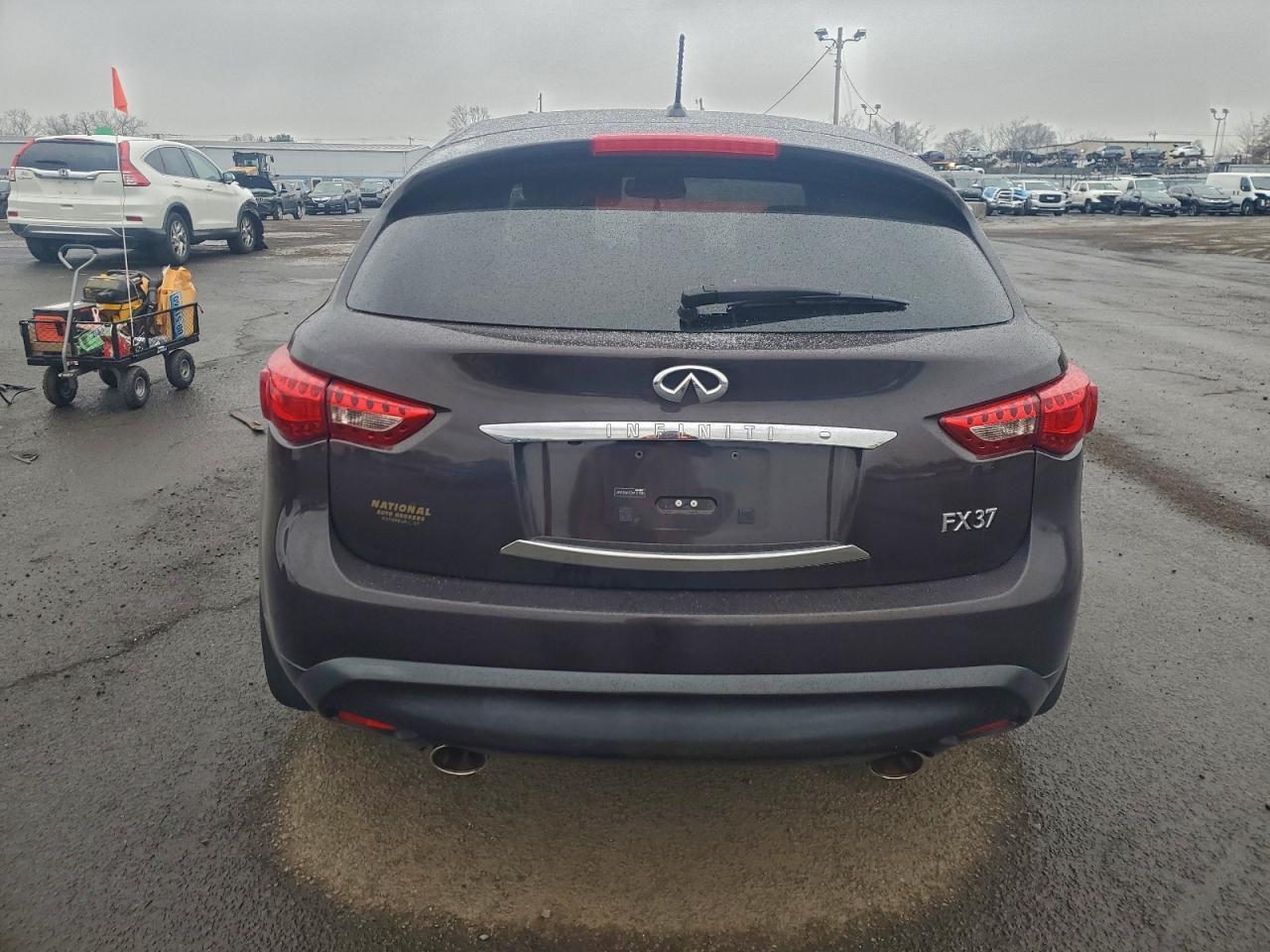 2013 INFINITI FX37