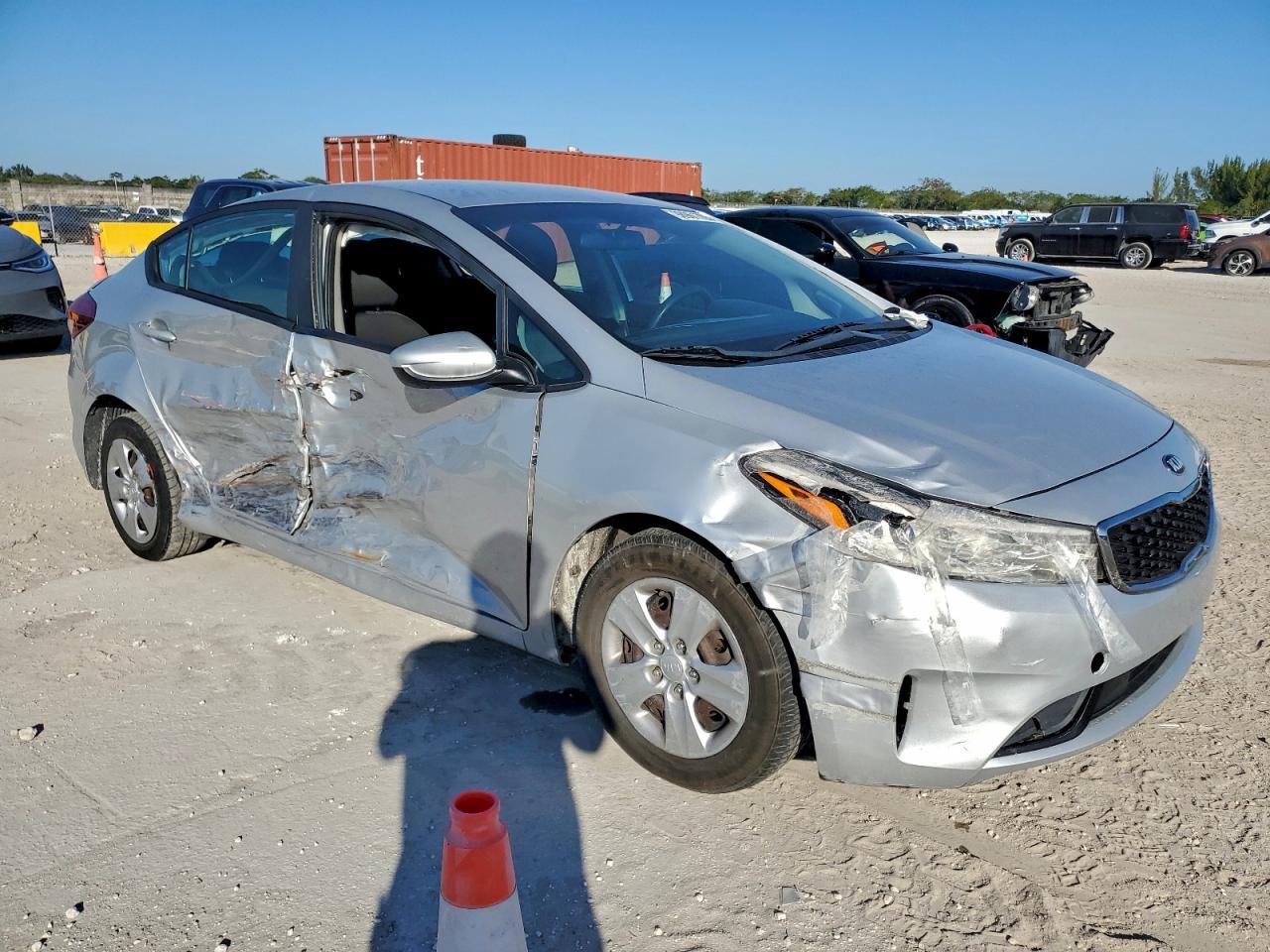 2017 KIA FORTE