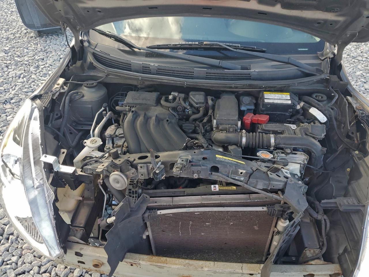 2017 NISSAN VERSA