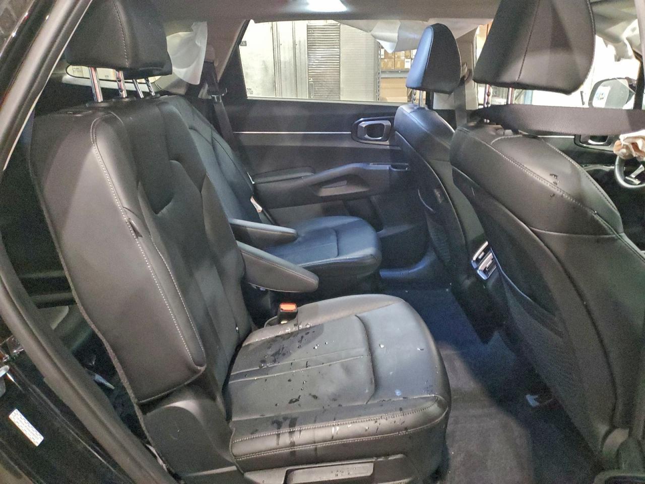 2025 KIA SORENTO
