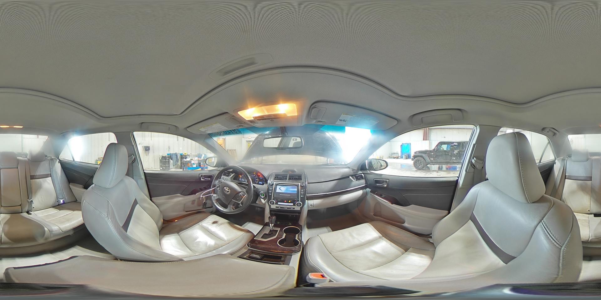 2014 TOYOTA CAMRY