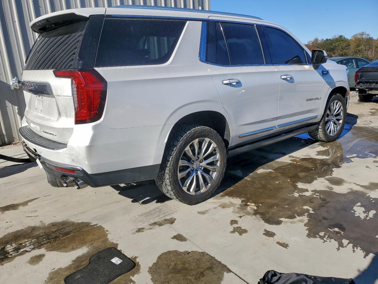 2021 GMC Yukon