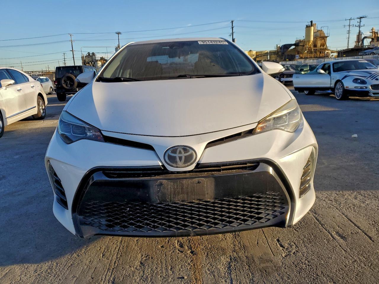 2017 TOYOTA COROLLA