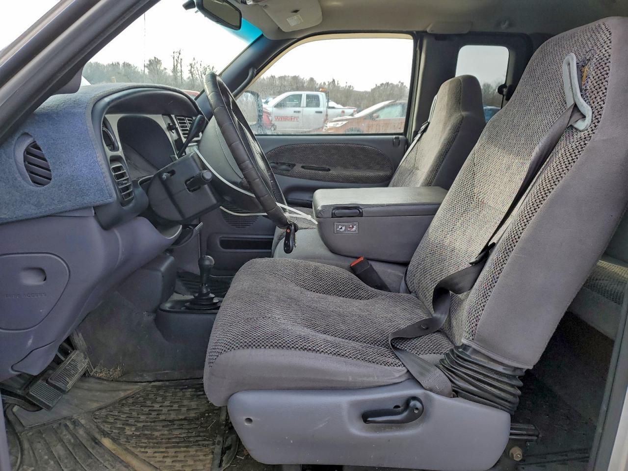 2001 DODGE RAM 1500