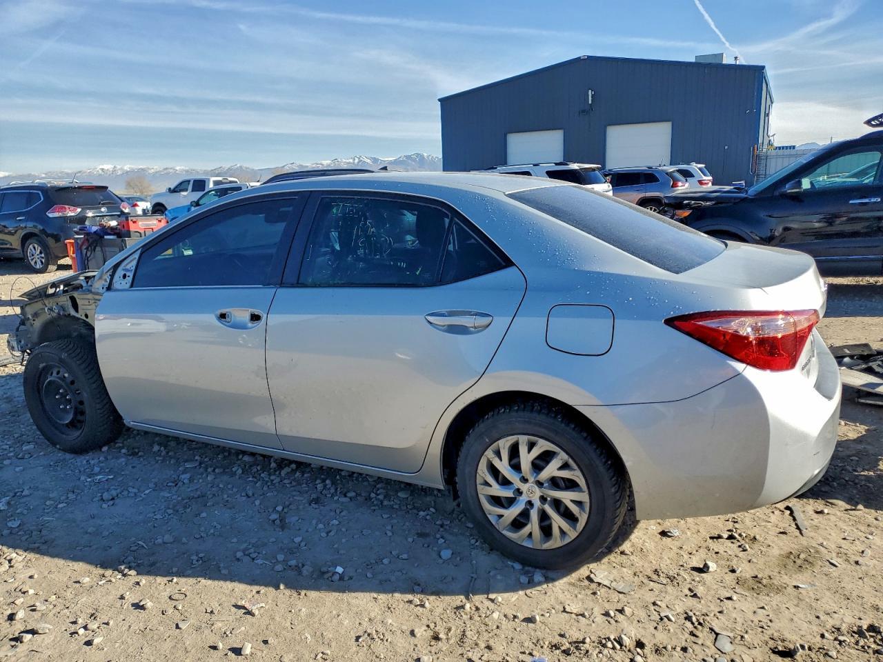 2019 TOYOTA COROLLA