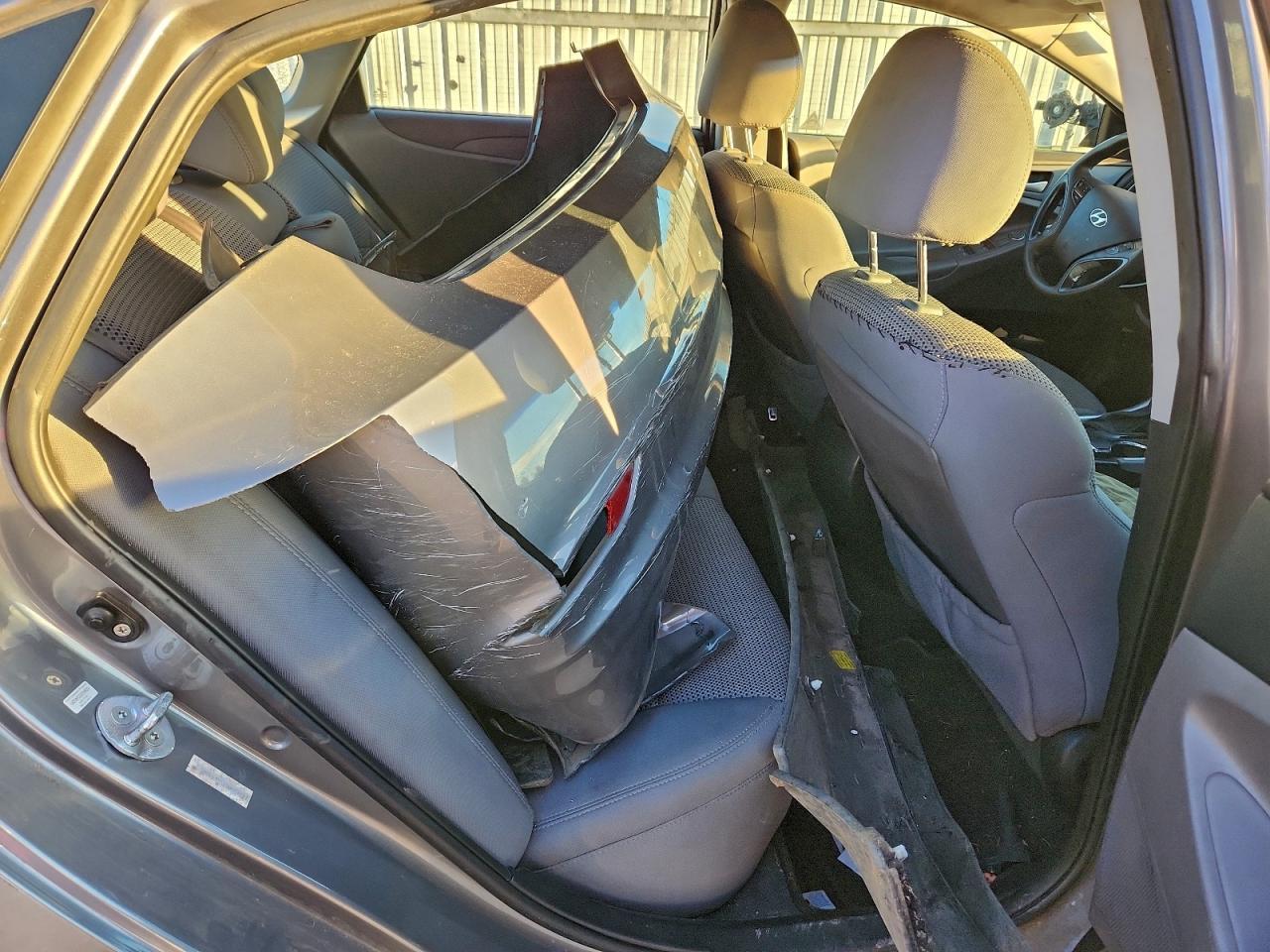 2011 HYUNDAI SONATA