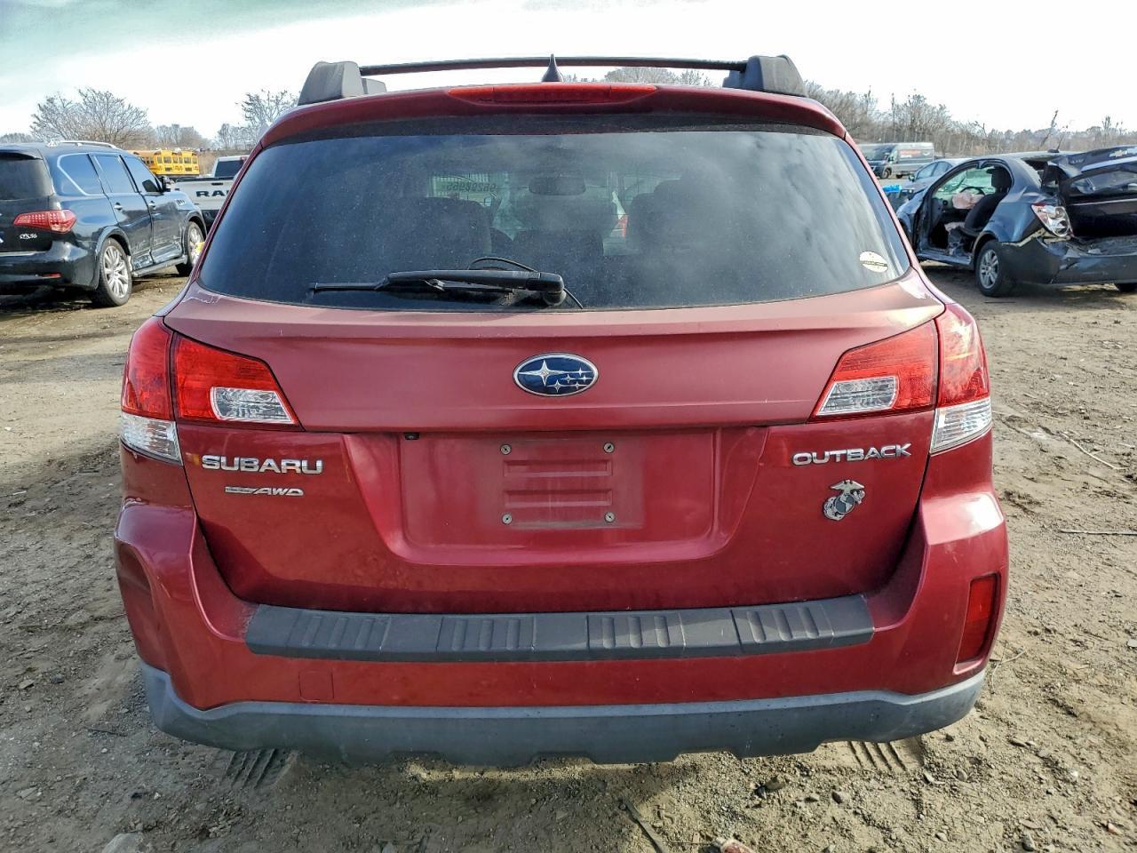 2013 SUBARU Outback