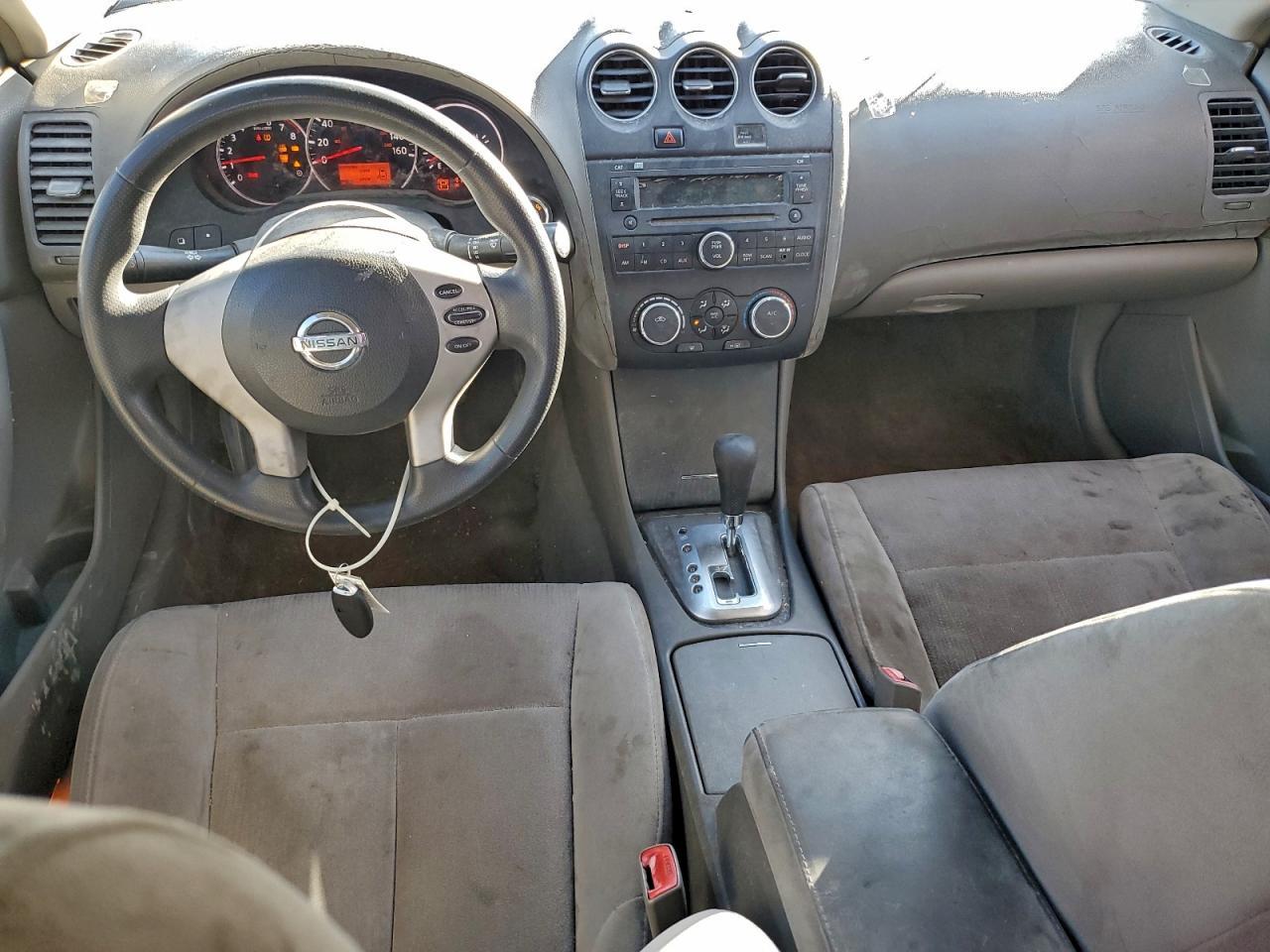 2010 NISSAN ALTIMA