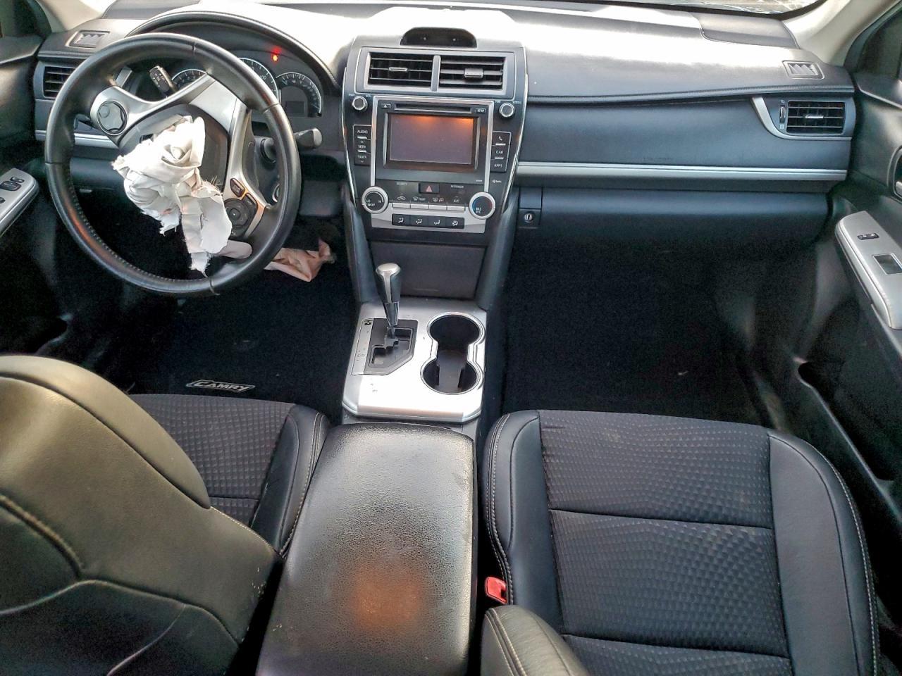 2014 TOYOTA CAMRY