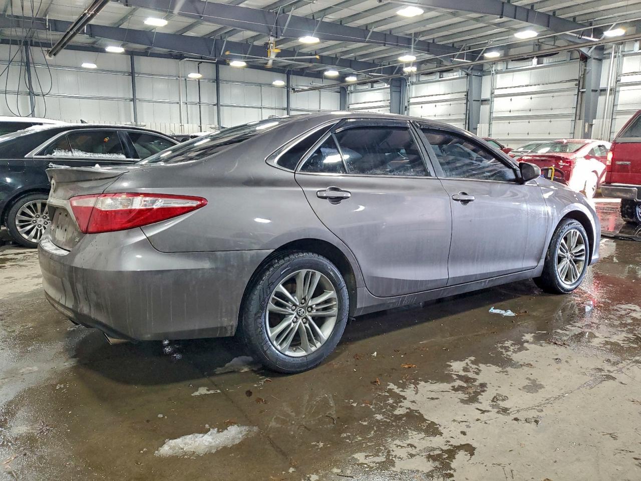 2017 TOYOTA CAMRY