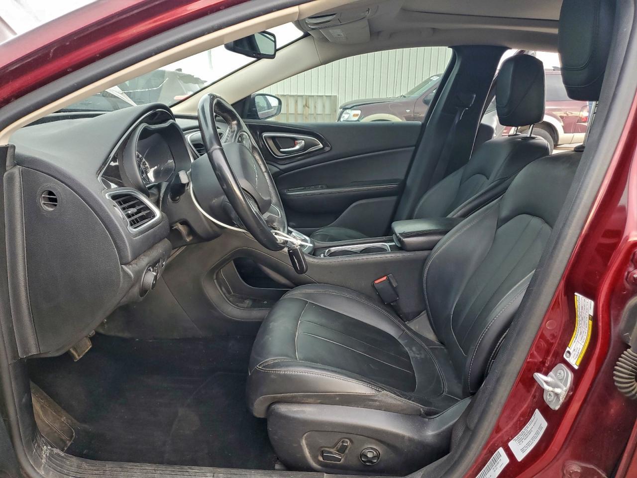 2015 CHRYSLER 200