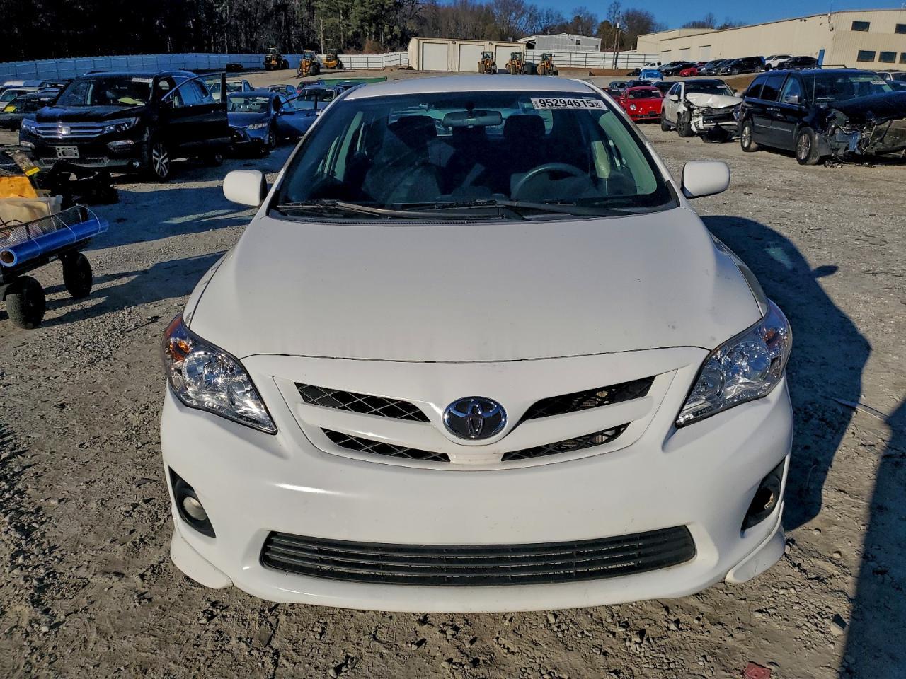 2013 TOYOTA COROLLA