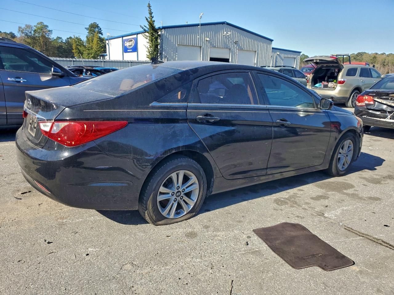 2011 HYUNDAI SONATA