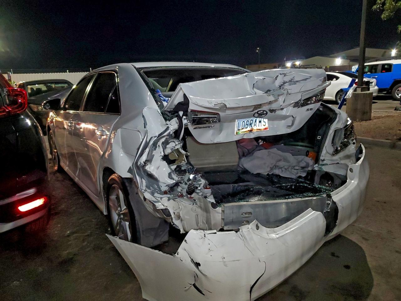 2012 TOYOTA CAMRY