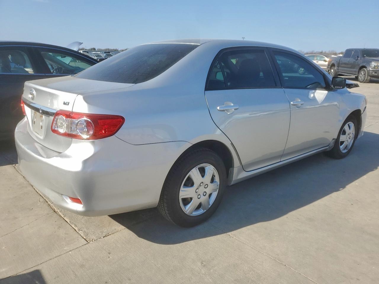 2011 TOYOTA COROLLA