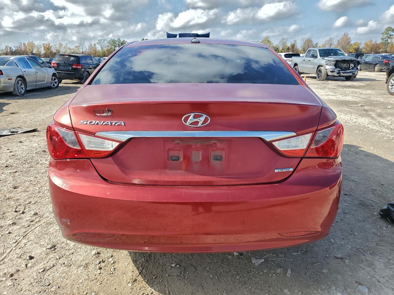 2013 HYUNDAI SONATA