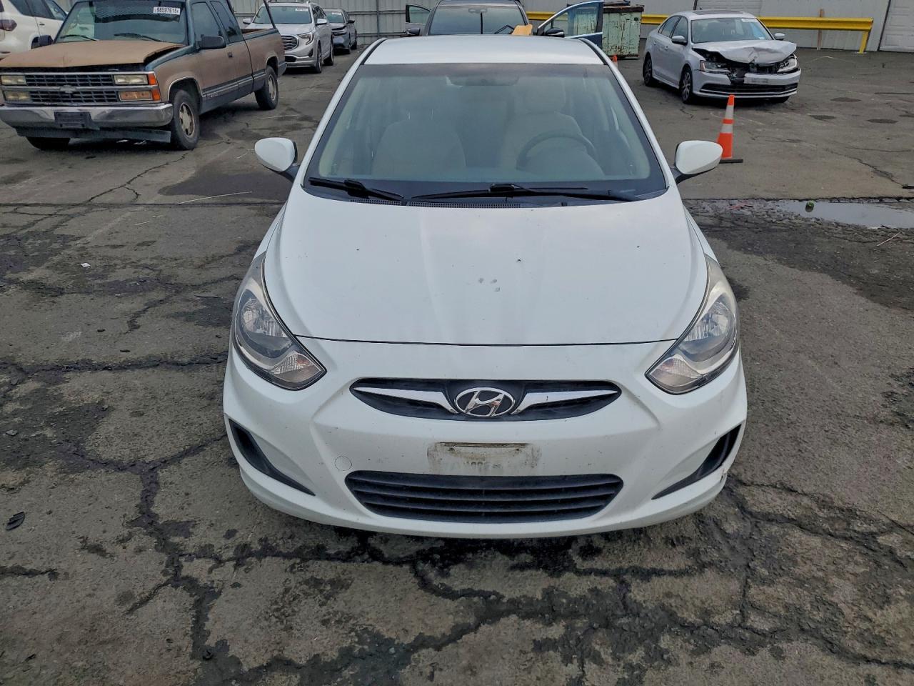 2014 HYUNDAI ACCENT