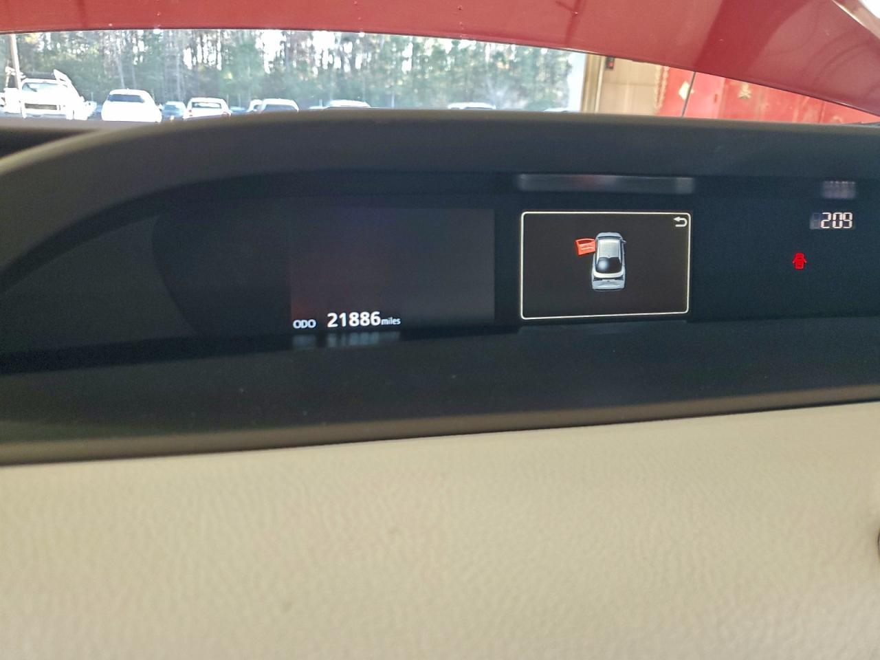 2019 TOYOTA PRIUS