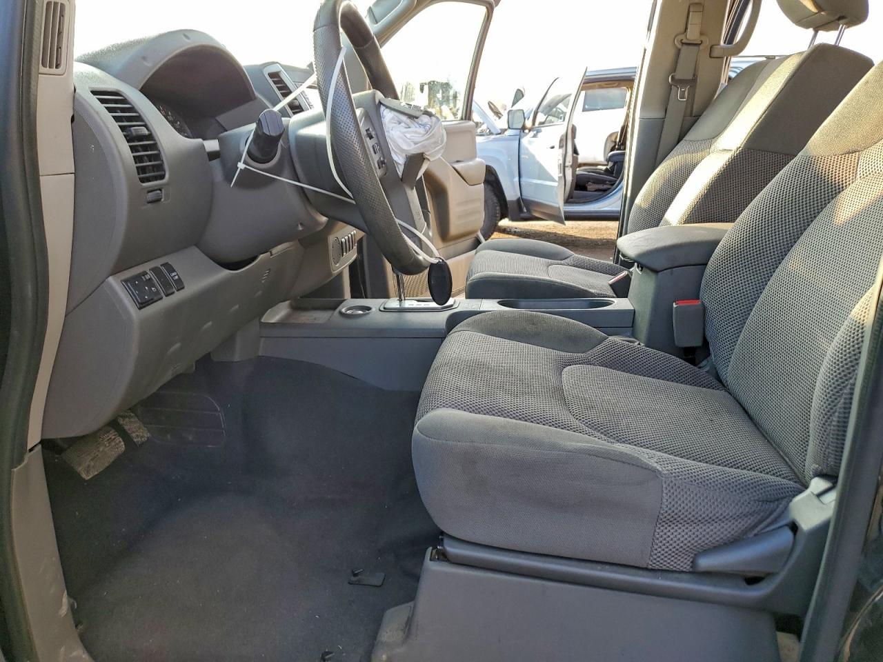 2020 NISSAN Frontier