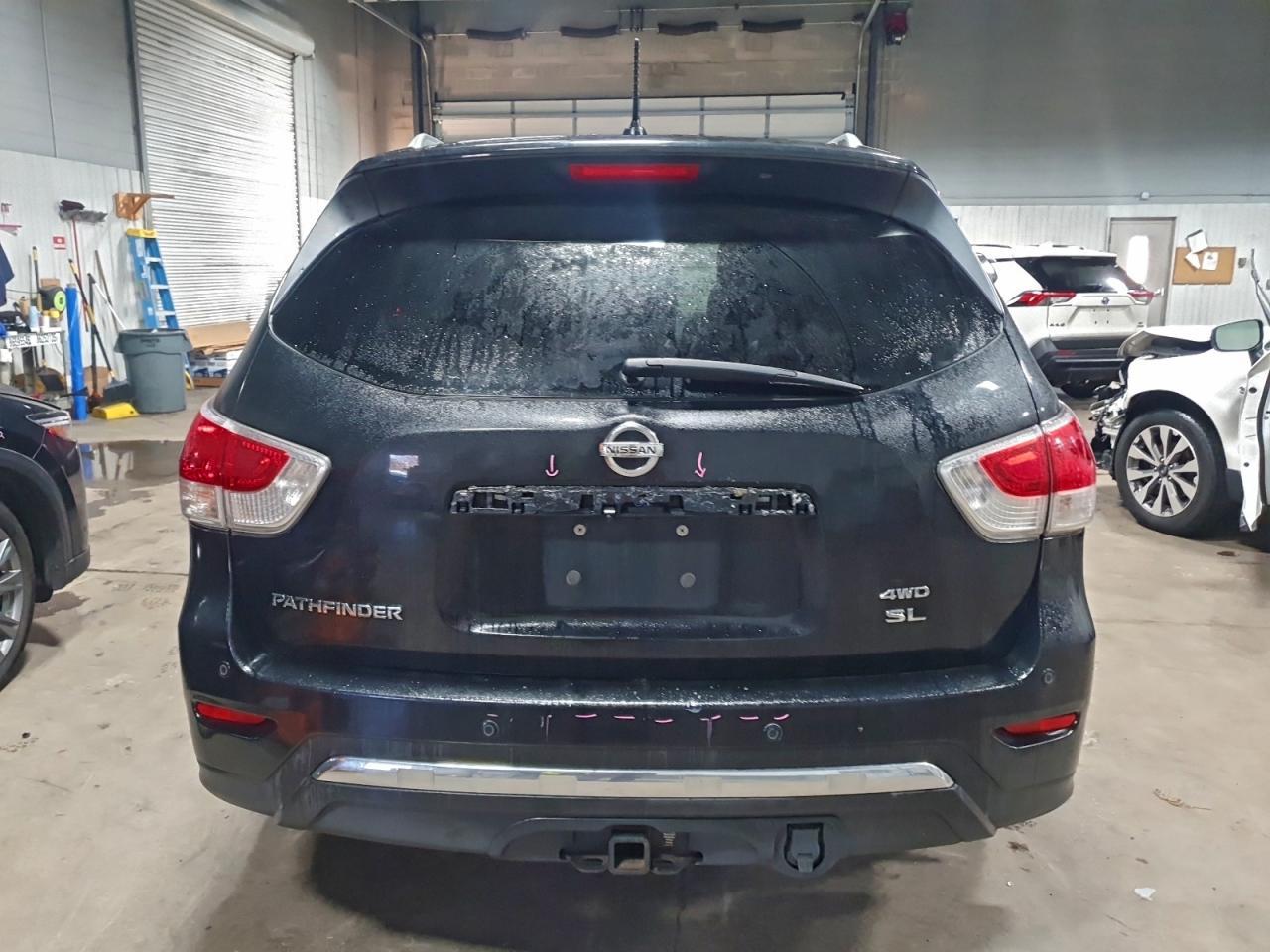 2013 NISSAN PATHFINDER