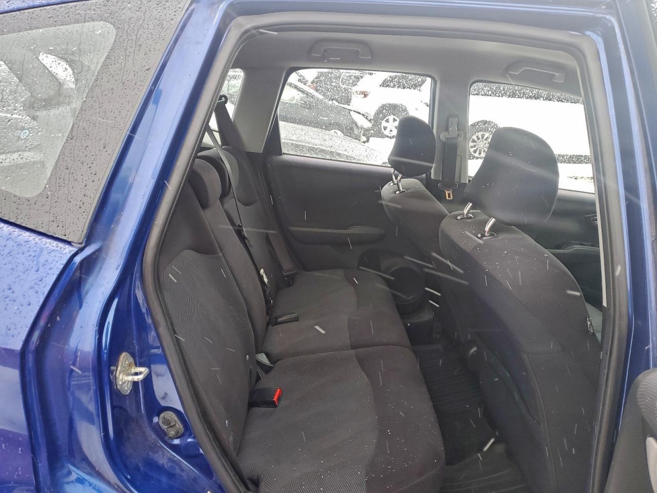 2010 HONDA FIT