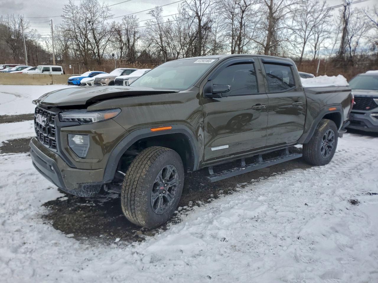 2025 GMC CANYON